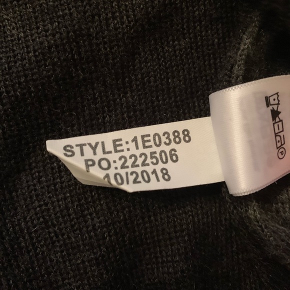 Vineyard Vines wool 1/4 zip sweater - Picture 6 of 8